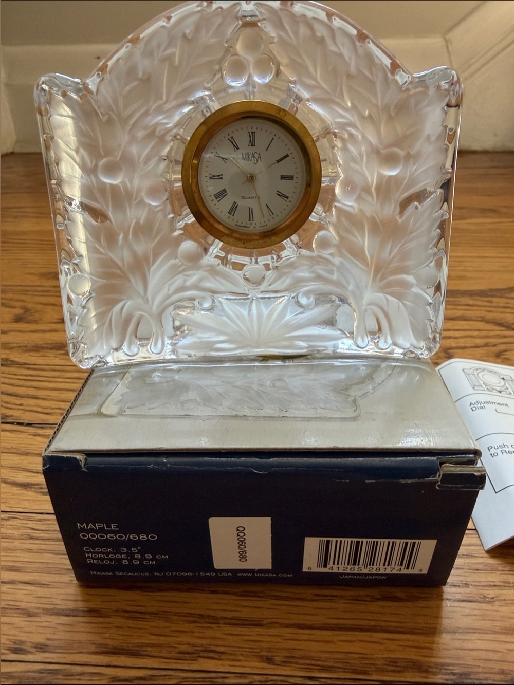 Mikasa Frosted Clear Glass Clock with Gold Trim Never Used Not Tested In Box - Picture 7 of 9
